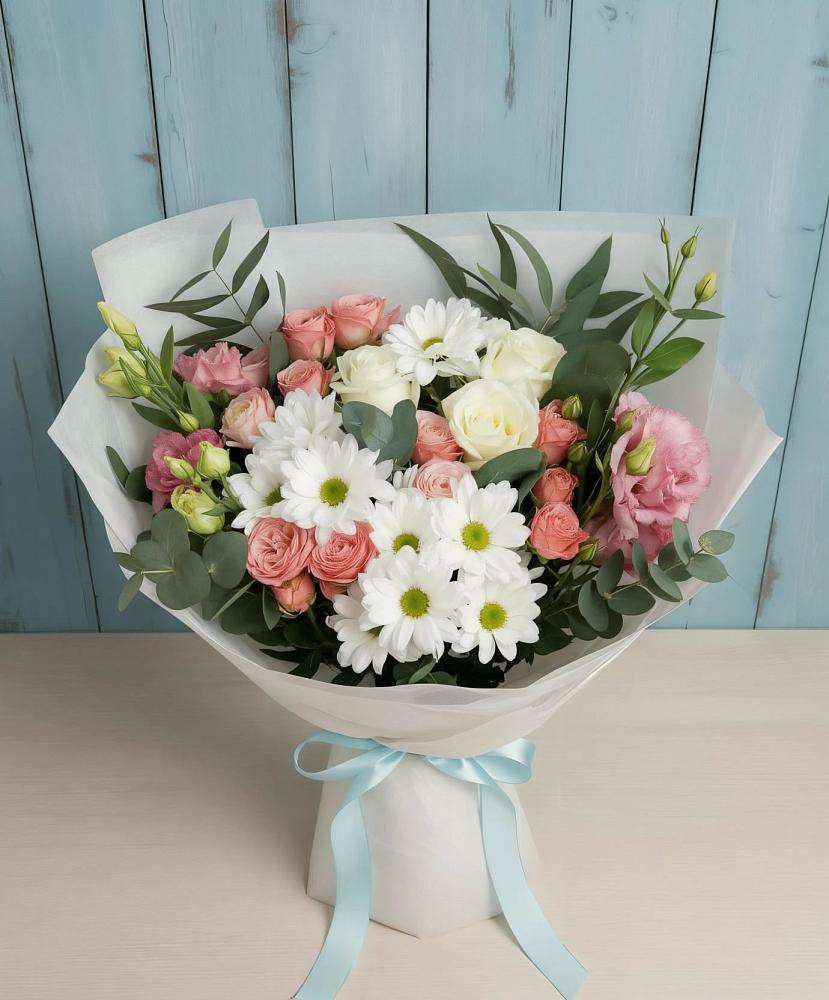 Букет цветов из: Розы, Лизиантусы и Хризантемы в Авангард