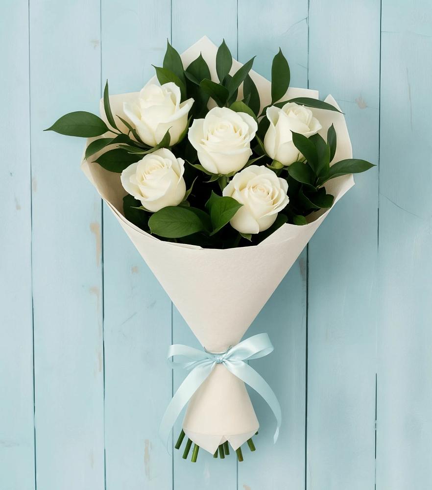 Букет цветов из: Розы в Авангард