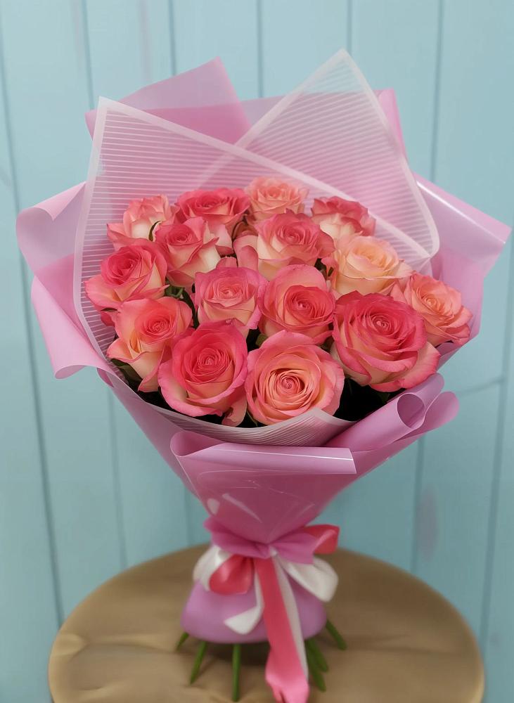Букет 15 Розовых роз Равель в Авангард