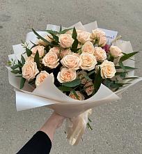 Букет Кремовые розы Латте в Авангард