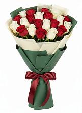 Букет Микс из красных и белых роз #REPLACE_PRED# Авангард