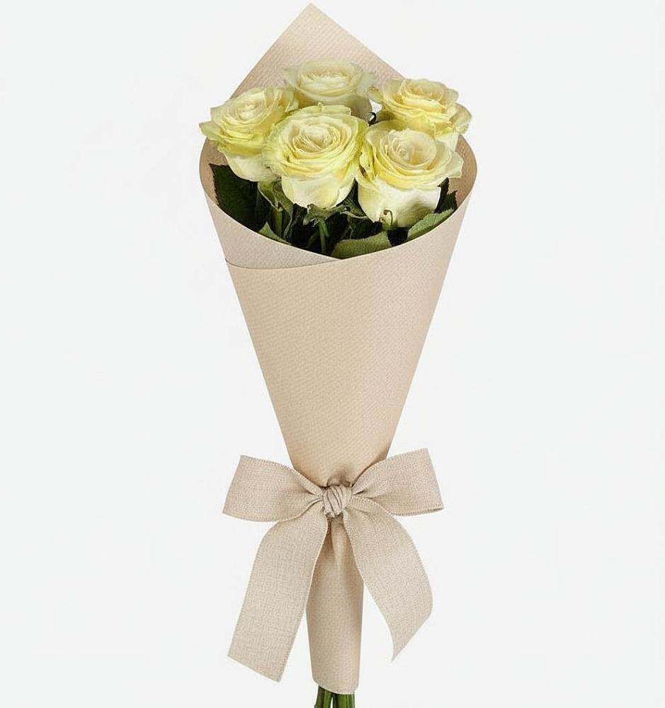 Букет цветов из: Розы в Авангард