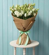 Букет цветов из:  Лизиантусы в Авангард