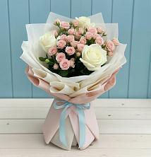 Букет цветов из:  Розы в Авангард