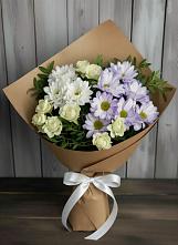 Букет цветов из:  Хризантемы и Розы в Авангард