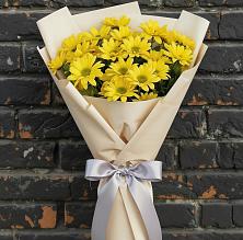 Букет цветов из:  Хризантемы в Авангард