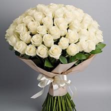 Букет 101 беля роза Белоснежка в Авангард