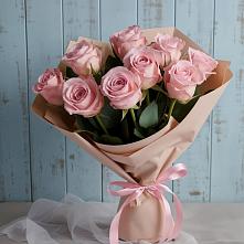 Букет цветов из:  Розы в Авангард