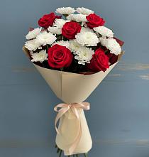 Букет цветов из:  Розы и Хризантемы в Авангард