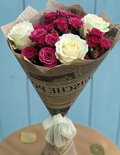 Букет цветов из:  Розы в Авангард