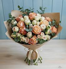 Букет цветов из:  Альстромерии и Розы #REPLACE_PRED# Авангард