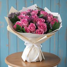 Букет цветов из:  Розы в Авангард